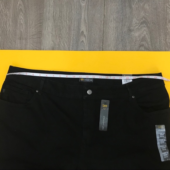 NWT, Lee Plus, Relaxed Fit, Straight Leg, Size 26W - Picture 7 of 7